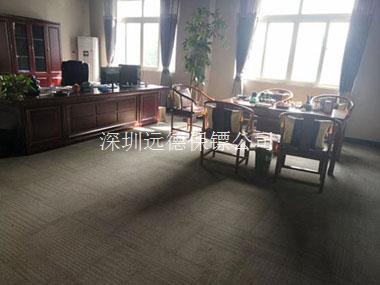 深圳烧烤店老板被离职员工威胁，雇远德保镖守场子